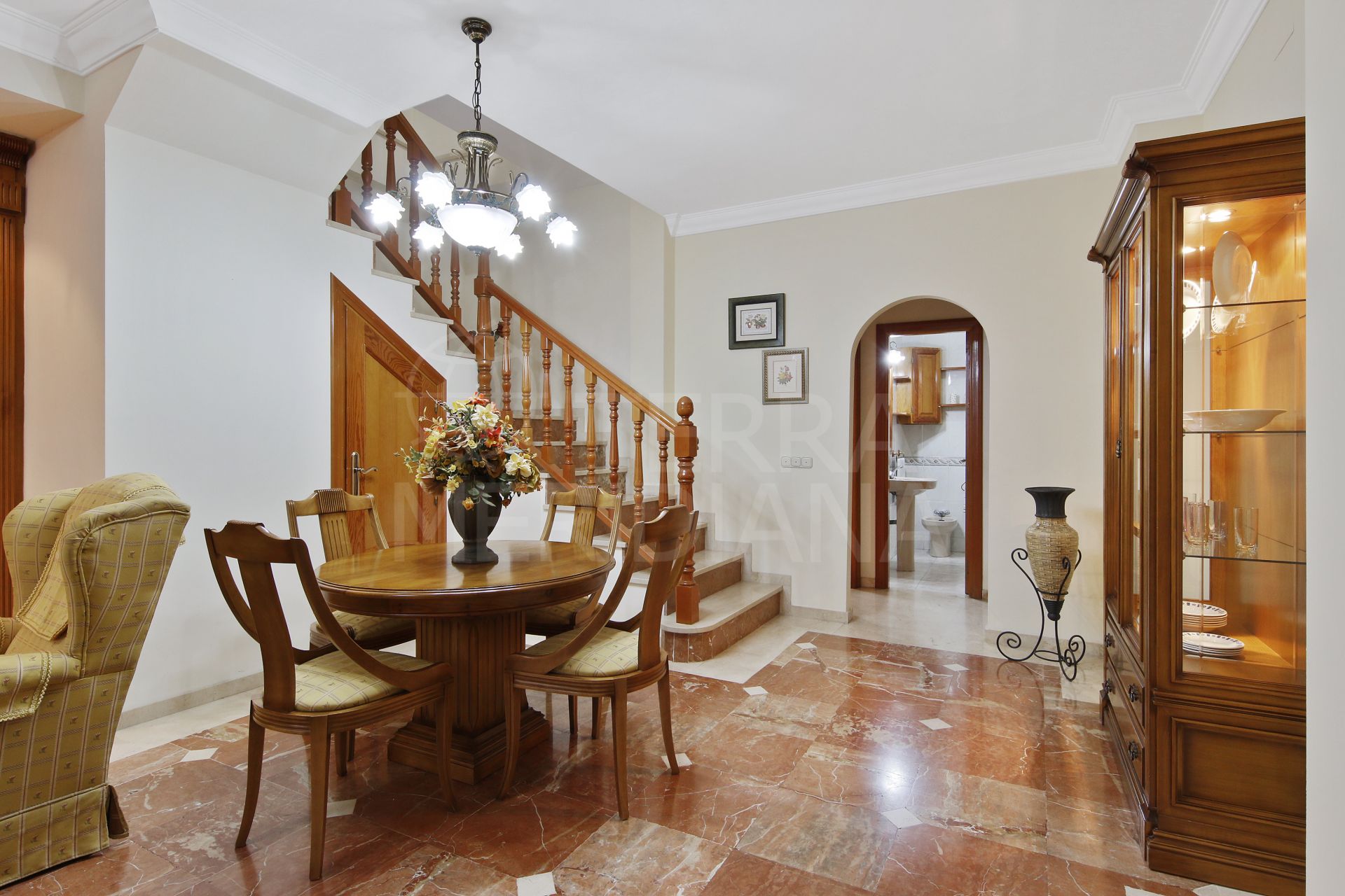 02a3242c-0fc2-439d-9baf-bbaab03bd869