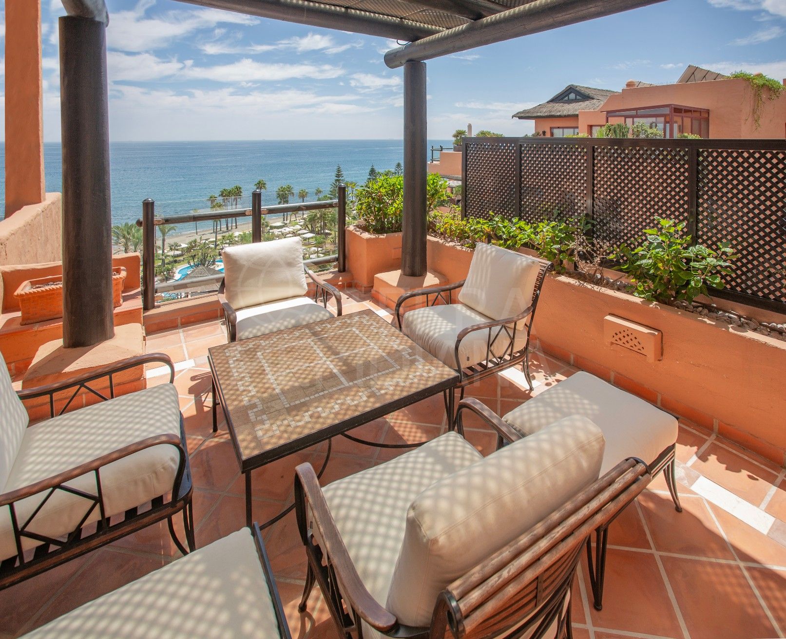 339b4120-9888-4e4f-9f30-154bccba681d