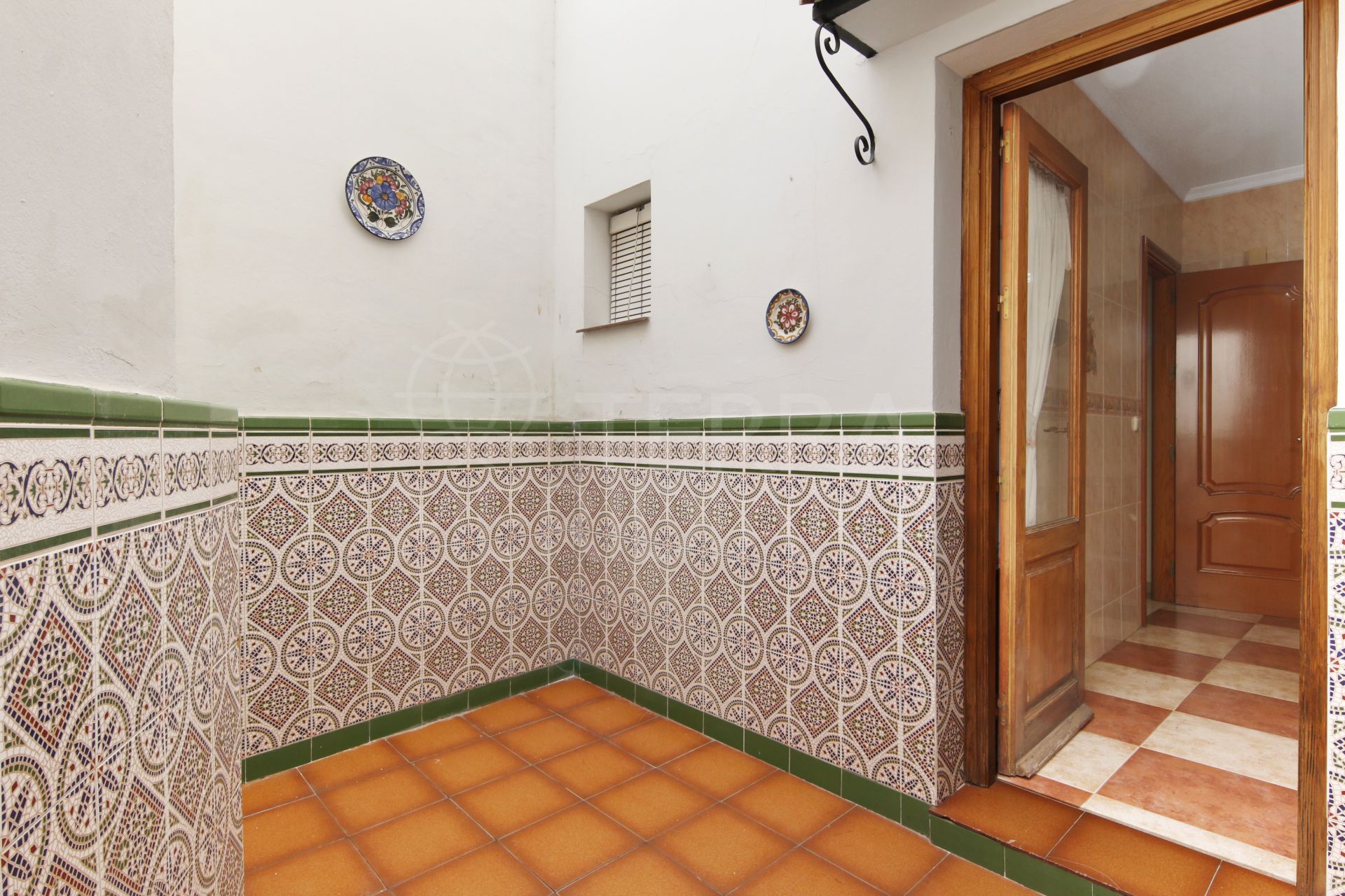 65f6c0bf-e84b-4f12-a840-4314e26a0937