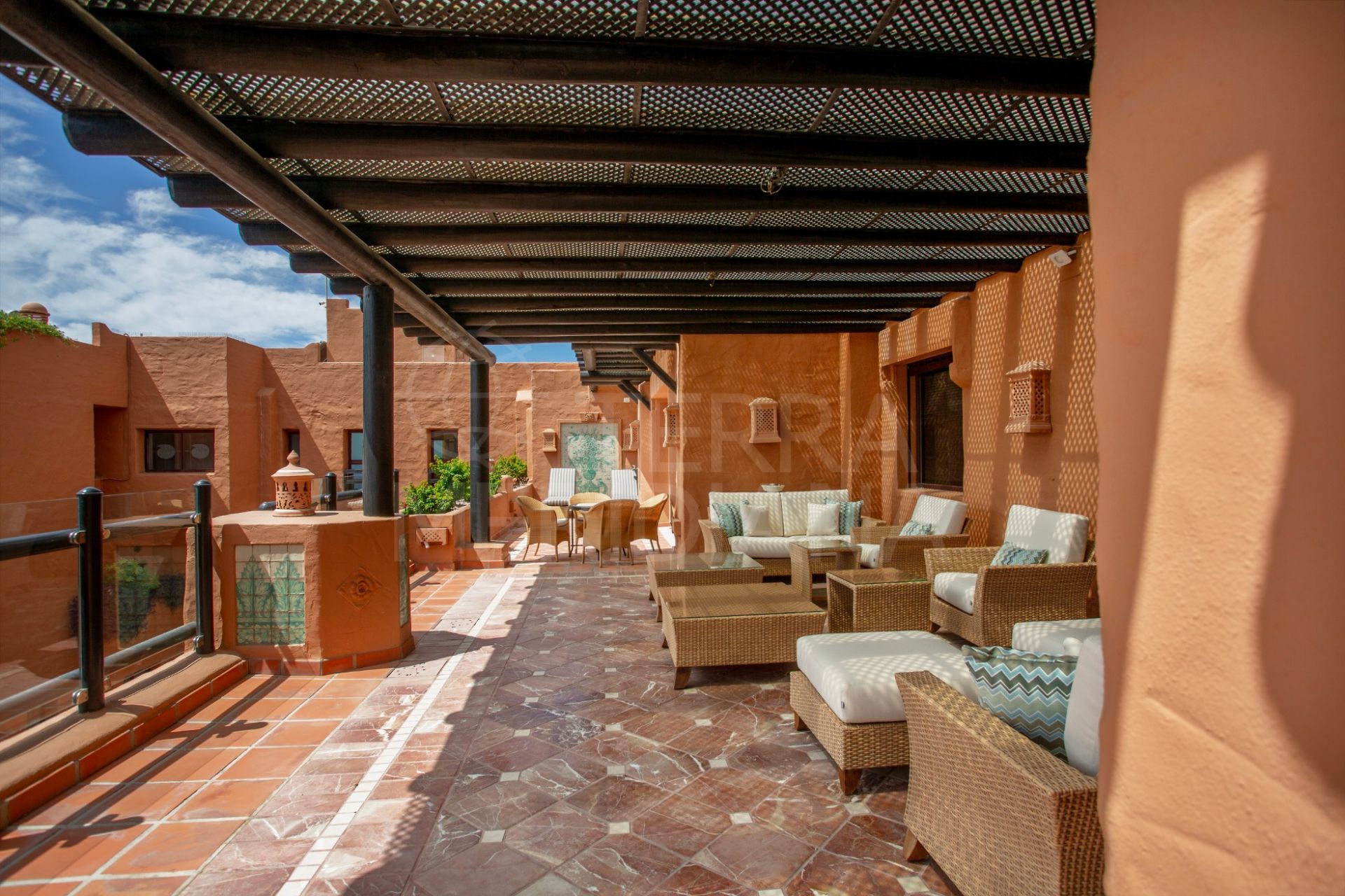 a24b0cc8-a985-4a7a-a487-1cca2cfed1c0