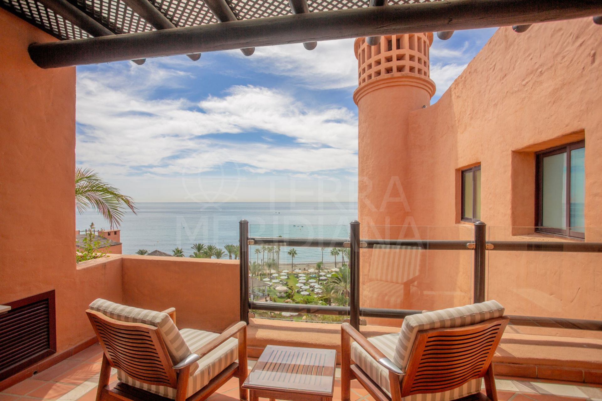 a52c6597-4a3a-4485-8a9e-ec14c4f9128f