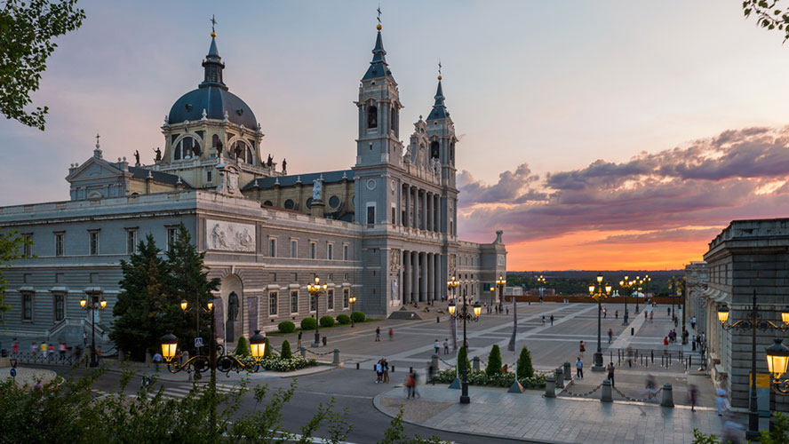 Catedral-de-la-Almudena-1