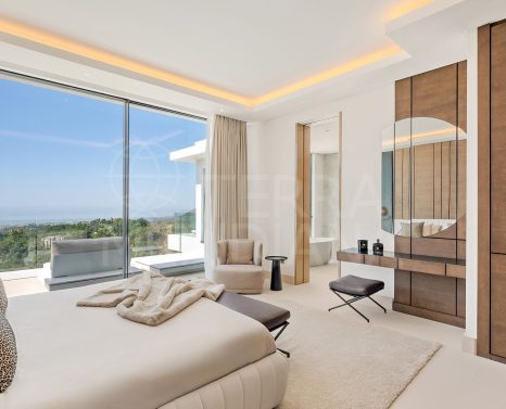 8f3ec8c8-deae-49d1-a53c-8f002fbc679d