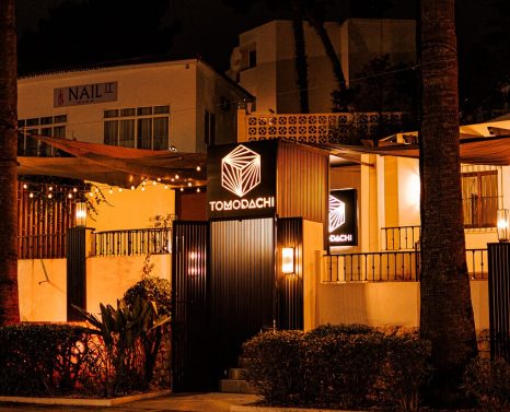 tomodachi-marbella-contemporar